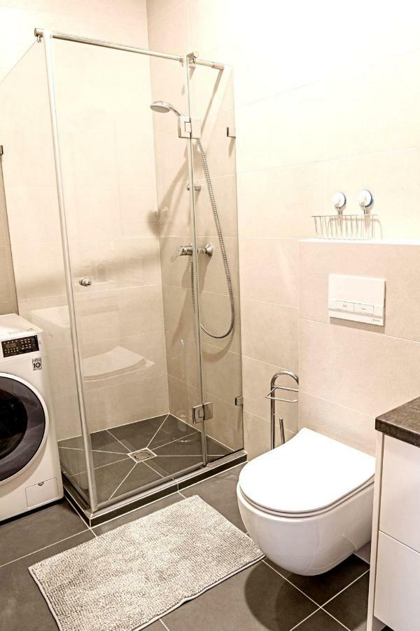 Modern 1Bd Apartment In Old Town By Hostlovers คอนัส ภายนอก รูปภาพ